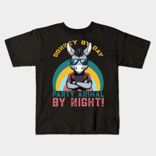 Cool Funny Donkey with Sunglasses - Ideal for Animal Lovers! Kids T-Shirt